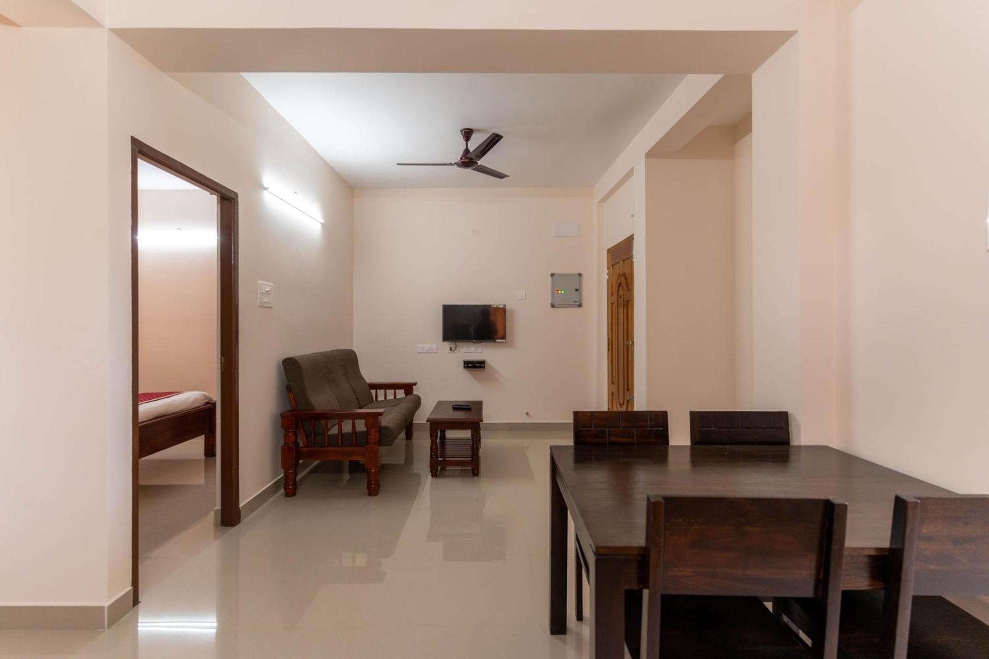 Aishwaryam Service Apartment 钦奈 外观 照片